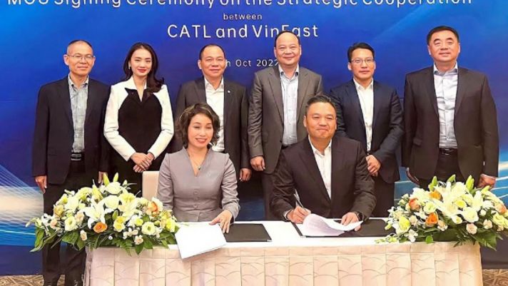 CATL VÀ VINFAST HỢP TÁC CHIẾN LƯỢC TOÀN CẦU, THÚC ĐẨY DI CHUYỂN ĐIỆN HÓA