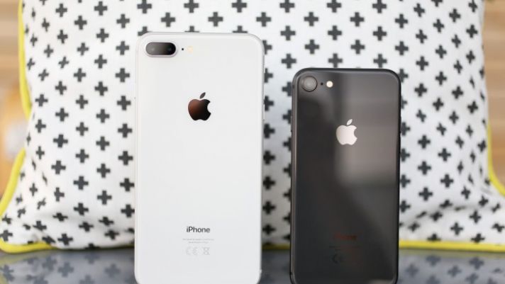 Giá iPhone 8 Plus mới nhất tháng 11, đại lý đua nhau bán ra giá xả kho