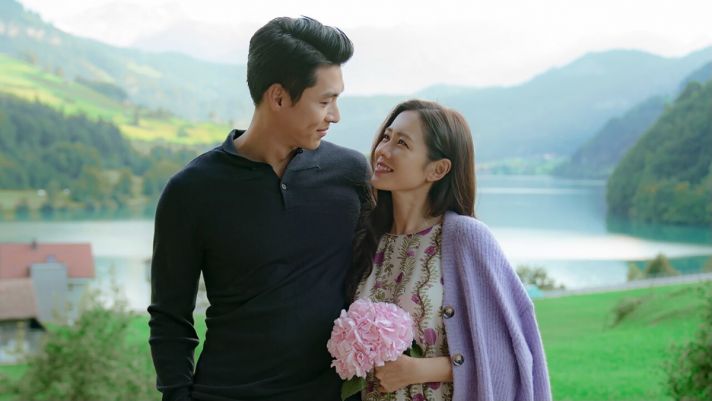 Son Ye Jin hạ sinh con đầu lòng cho Hyun Bin, tiết lộ giới tính nhóc tỳ