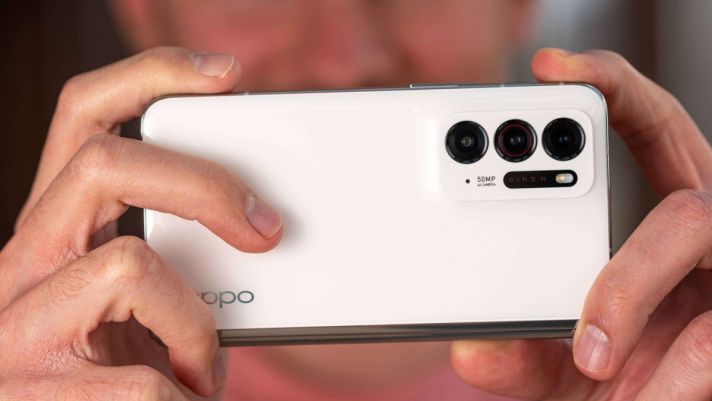 OPPO Find N2 sẽ có màn hình gập 7,1 inch bên trong và màn 5,54 inch bên ngoài