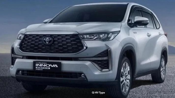 Đại lý Việt Nam bắt đầu nhận cọc Toyota Innova 2023, Mitsubishi Xpander ‘đứng ngồi không yên’