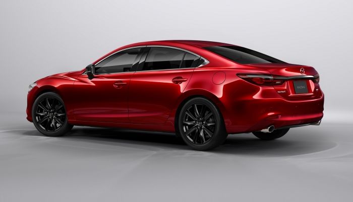 Tin xe hot 12/12: Mazda6 phiên bản mới gây sốt với mức giá cực rẻ, thiết kế lấn lướt Toyota Camry