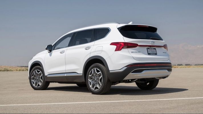 Hyundai Santa Fe hybrid chuẩn bị ra mắt khách hàng Việt Nam, gieo rắc nỗi lo âu cho Toyota Fortuner