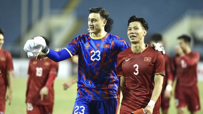 Tin bóng đá trong nước 4/1: HLV Park thách thức Indonesia; Đặng Văn Lâm giúp ĐT Việt Nam lập kỷ lục