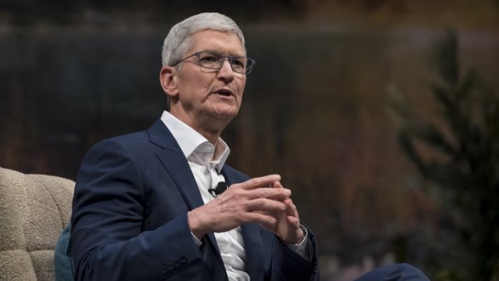 CEO Apple - Tim Cook giảm lương vào năm 2023