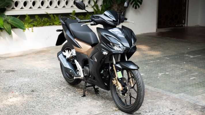 Đón năm mới, Honda Winner X 2022 tiếp tục giảm cả chục triệu đồng tại đại lý