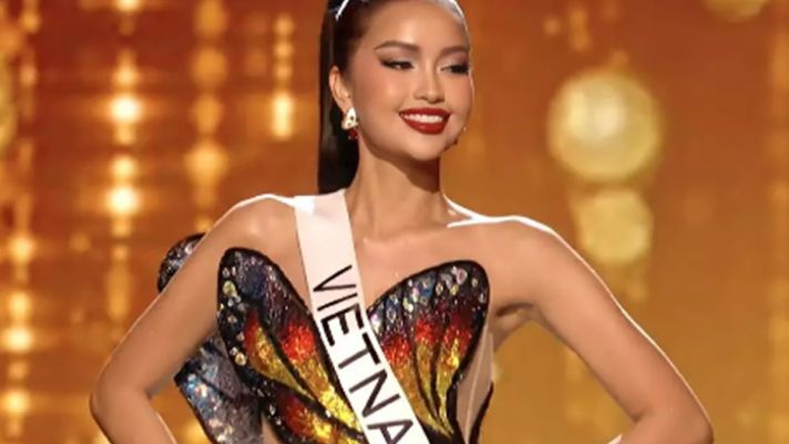 Võ Hoàng Yến, Hương Giang Idol và dàn sao Việt ngậm ngùi khi Ngọc Châu trượt Top 16 Miss Universe 