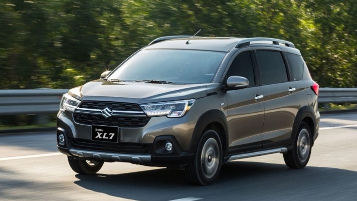 Giá lăn bánh xe Suzuki XL7 mới nhất tháng 2/2023: Khó có cửa cho Mitsubishi Xpander Cross cạnh tranh