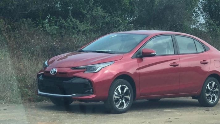 Lộ diện Toyota Vios 2023 với diện mạo khác lạ, khiến Honda City và Hyundai Accent ‘run cầm cập’