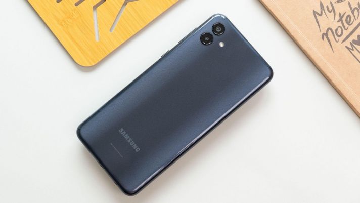 Có nên mua điện thoại Samsung Galaxy A04 với giá dưới 3 triệu đồng?