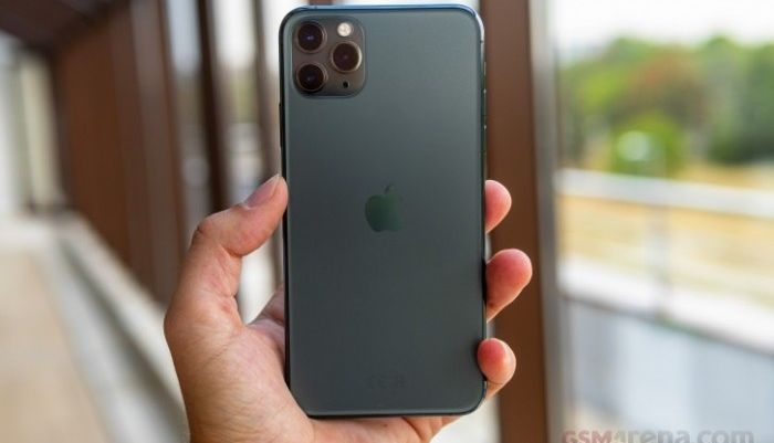 iPhone 11 Pro Max chốt giá nóng bỏng tay, có đáng để mua trong tháng 2/2023