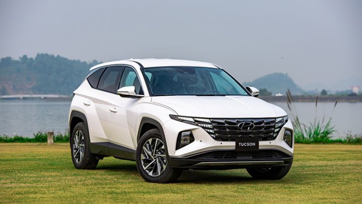 Giá lăn bánh Hyundai Tucson tháng 3/2023: Quá hấp dẫn với khách Việt, làm Honda CR-V ‘ngẩn ngơ’