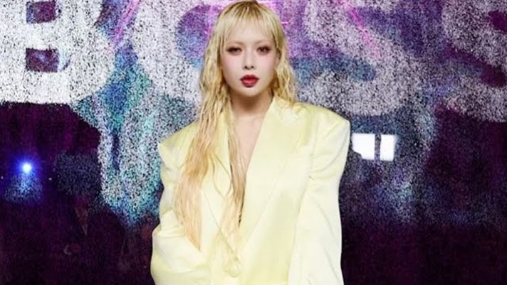 Netizen choáng váng trước tạo hình mới của HyunA khi đi sự kiện thời trang