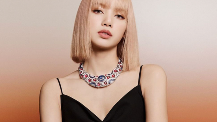 LISA (BLACKPINK) là nghệ sĩ solo K-Pop có 2 bài hát vượt 300 triệu lượt stream trên Spotify