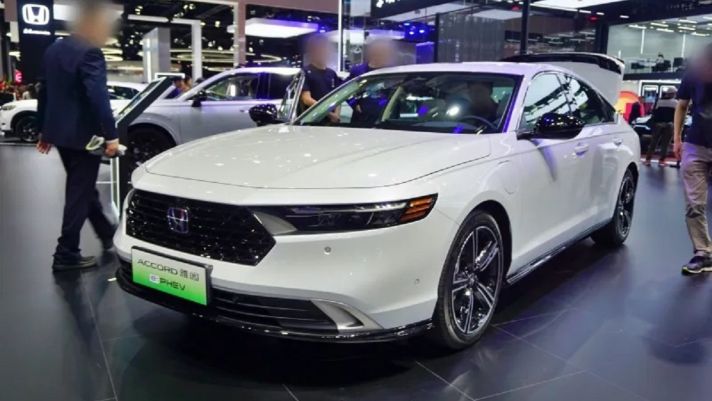 Honda Accord 2023 lộ diện, hé lộ loạt nâng cấp 'trên cơ' Toyota Camry