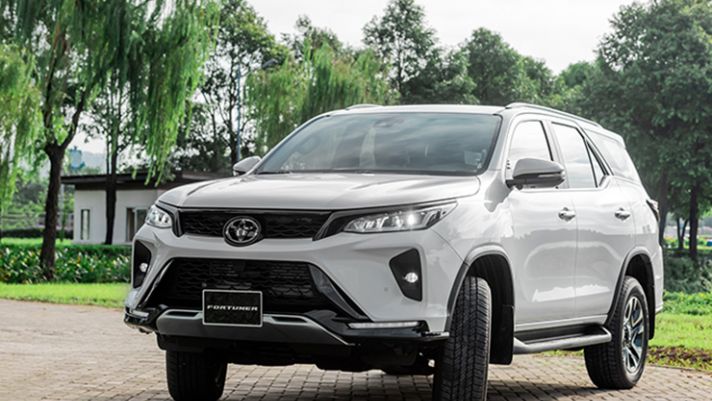 Giá lăn bánh Toyota Fortuner tháng 4/2023: Tự tin thách thức Ford Everest và Hyundai Santa Fe