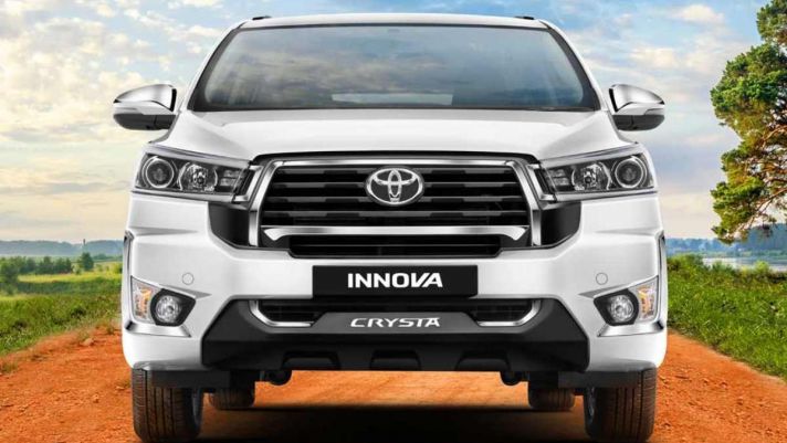 Toyota Innova Crysta ra mắt biến thể mới: Trang bị vượt xa Mitsubishi Xpander, giá bán siêu hấp dẫn