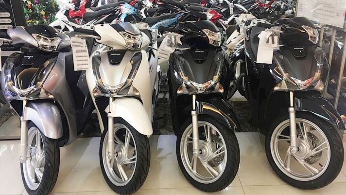 Honda SH 2022 bất ngờ mất giá cả chục triệu đồng, khách Việt đổ xô đến đại lý tìm mua