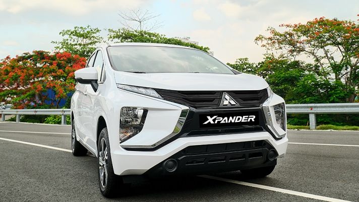 Mitsubishi Xpander Hybrid chuẩn bị trình làng, ‘ngày tàn’ của Toyota Veloz Cross đã cận kề