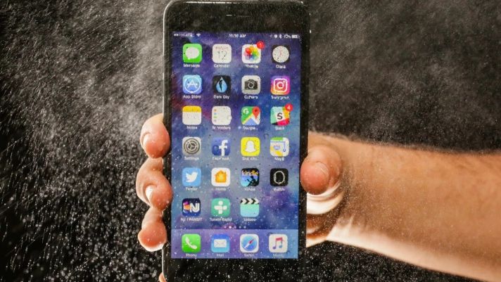 Dòng iPhone 'huyền thoại' cao giá như Galaxy S23 Ultra bỗng hạ mình bán 'rẻ như cho' cuối tháng 5