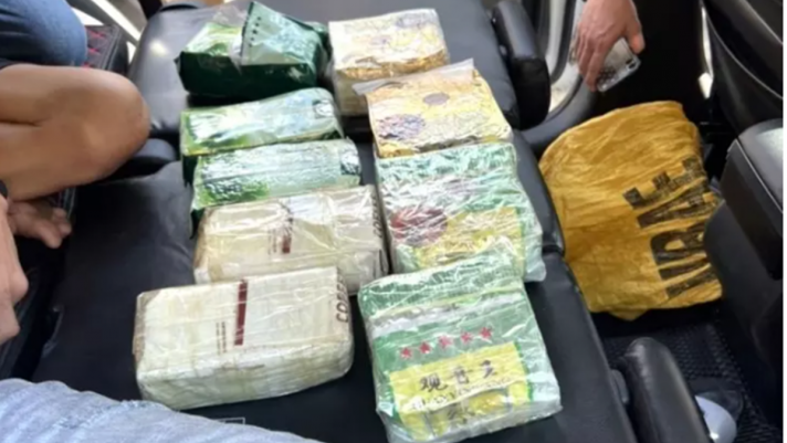 Tóm gọn ông trùm vận chuyển 9kg ma túy trên cao tốc Hòa Liên – La Sơn