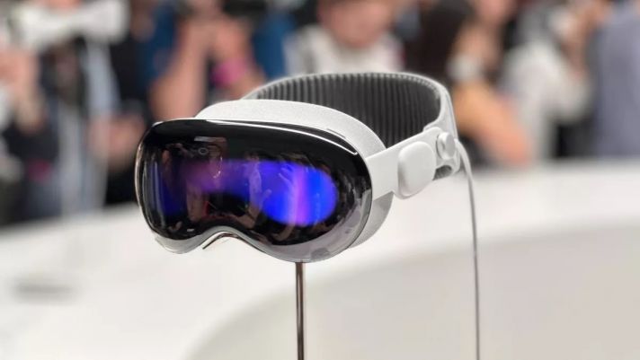 Ngang giá một chiếc SH 125i 2023, kính thực tế hỗn hợp Apple Vision Pro vừa ra mắt có gì đặc biệt