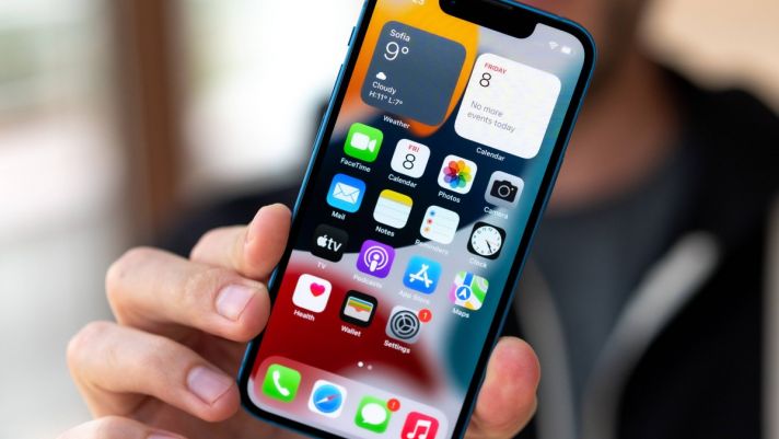 Tại sao iPhone 13 mini đã bị Apple ‘khai tử’ mà vẫn được khách Việt ưa chuộng?