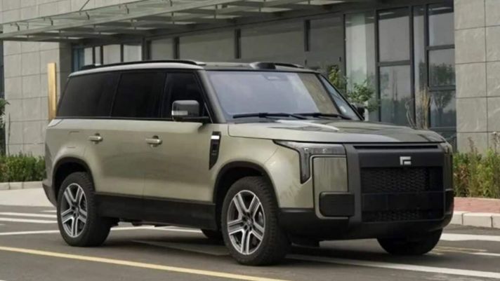 Mẫu SUV gây tranh cãi vì có ngoại hình quá giống Land Rover Defender, giá chỉ từ 990 triệu đồng
