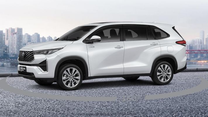 Tin xe trưa 23/6: Thế hệ mới của Toyota Innova trình làng, trang bị áp đảo Mitsubishi Xpander