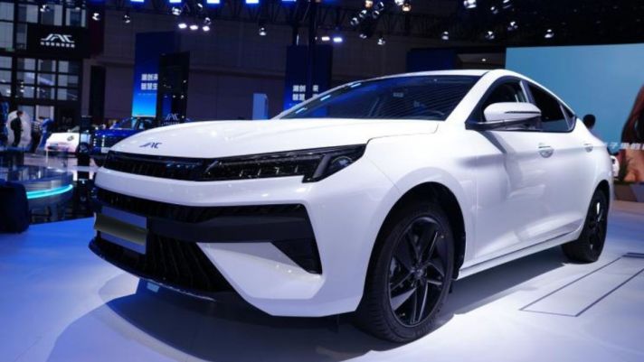 Mẫu sedan vừa ra mắt đã ‘gây sốt’: Thiết kế ‘đẹp mê ly’, giá rẻ bằng nửa Hyundai Accent tại Việt Nam