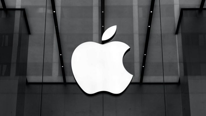 Apple trở thành công ty giá trị nhất thế giới, lần đầu tiên chạm mốc 3000 tỷ USD