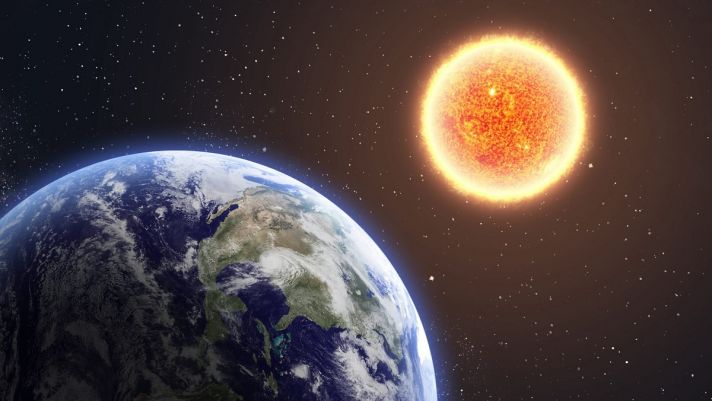 Dùng toàn bộ nước Trái Đất 'dập lửa' Mặt Trời: 100% thất bại còn nhận hậu quả khủng khiếp