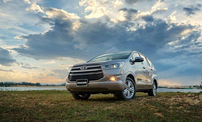 Giá lăn bánh Toyota Innova tháng 7/2023: Tưng bừng khuyến mại, nhăm nhe hạ gục Mitsubishi Xpander