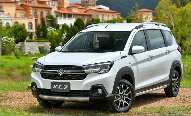 Giá xe Suzuki XL7 tháng 7/2023: Hấp dẫn khách Việt, ‘càn quét’ Mitsubishi Xpander Cross