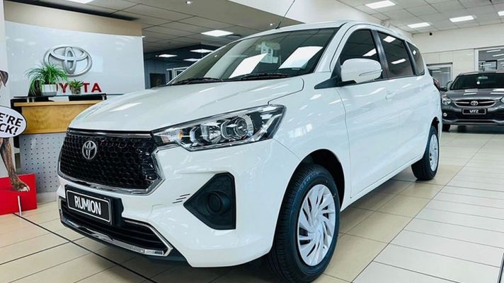 Cận cảnh cực phẩm MPV mới của Toyota giá chỉ từ 292 triệu đồng, trang bị lấn lướt Mitsubishi Xpander
