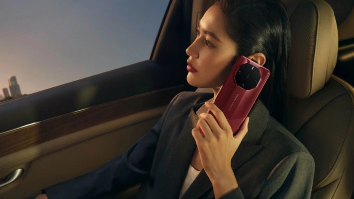 Huawei Mate 60 RS Ultimate Design ra mắt, màn hình ‘siêu to khổng lồ’ chặt đẹp Galaxy S23 Ultra