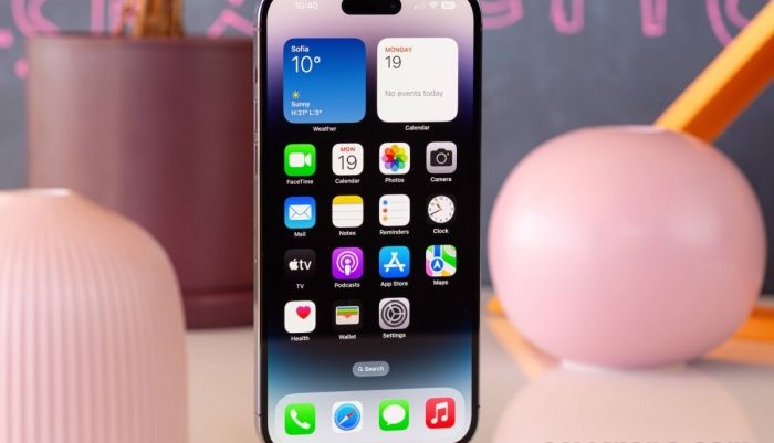 iPhone 15 Pro Max sắp mở bán nhưng đàn anh của nó vẫn quá mạnh, chắc ngôi vua doanh số 2023 