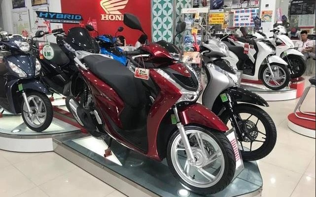 Loạt xe máy thi nhau hạ giá thu hút khách Việt: Honda SH giảm sâu nhất tới 20 triệu đồng