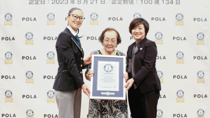 Bà cụ 100 tuổi vẫn làm cố vấn sắc đẹp: Đạt kỷ lục Guinness Thế giới - Cố vấn sắc đẹp lớn tuổi nhất