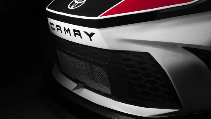 Toyota ra mắt Camry phiên bản xe đua có thiết kế cực ‘cháy’, mạnh như siêu xe, giá khoảng 1,4 tỷ đồng