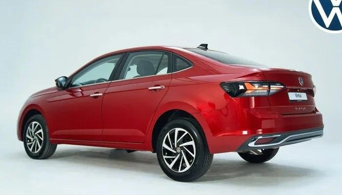 Tin xe 14/12: Sedan cỡ B xịn nhất thị trường Việt giảm giá 220 triệu đấu Hyundai Accent, Toyota Vios