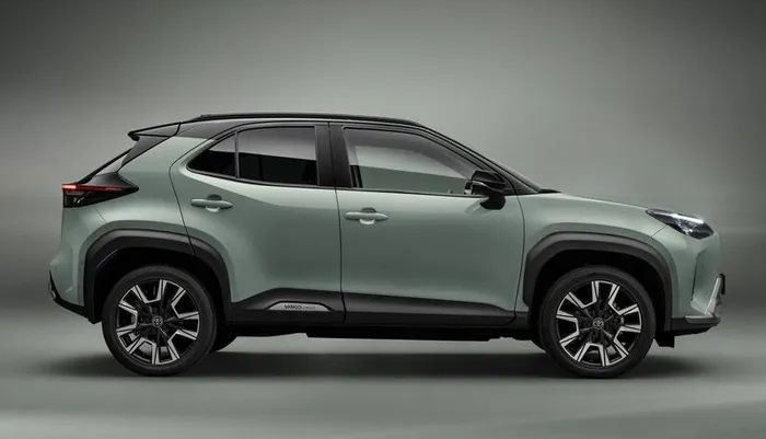 Toyota Yaris Cross 2024 ra mắt giá 472 triệu đồng: Thiết kế so kè Hyundai Creta, trang bị cực xịn sò