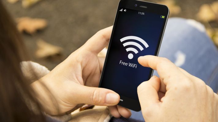 5 lưu ý quan trọng khi sử dụng Wifi công cộng, không cẩn thận sẽ dễ mất tiền oan