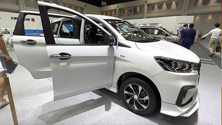 Mẫu MPV cực xịn giảm giá còn 421 triệu đồng, rẻ cách biệt Mitsubishi Xpander, hút khách Việt chơi Tết