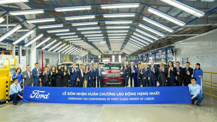 Ford Việt Nam đón nhận Huân Chương Lao Động hạng Nhất, ghi kỷ lục bán hàng năm 2023