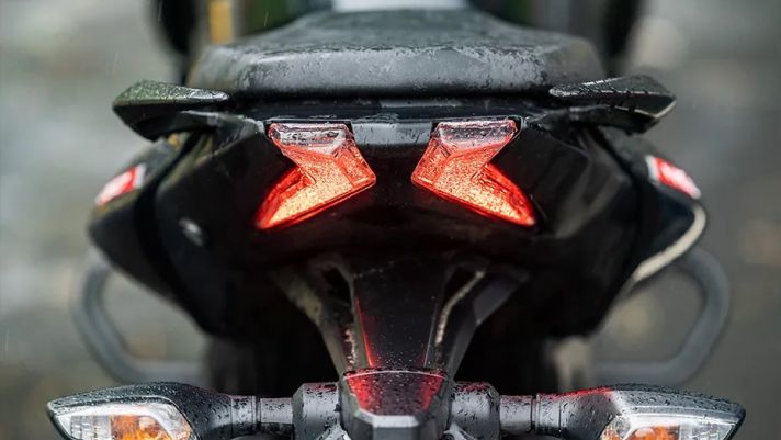 ‘Kẻ hủy diệt Yamaha Exciter và Honda Winner X’ ra mắt: Giá 36 triệu đồng, động cơ 160cc, ABS 2 kênh