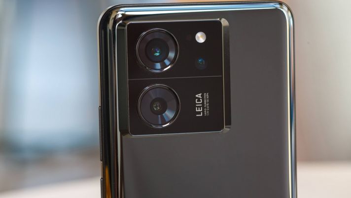 Chuyên gia nhiếp ảnh Xiaomi 13T bán giá cực rẻ sau Tết, có camera Leica lấn lướt cả iPhone 15 Pro