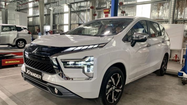 Giá Mitsubishi Xpander lăn bánh cuối tháng 2/2024 rẻ bậc nhất phân khúc, ăn đứt Toyota Veloz Cross