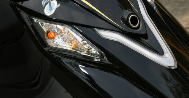 ‘Huyền thoại xe ga’ cùng thời Honda Spacy ra mắt giá 61 triệu đồng: Thiết kế đẳng cấp, có phanh ABS
