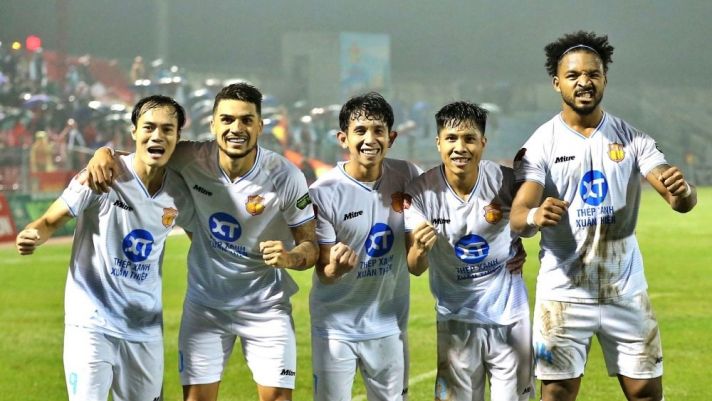 Đội hình tiêu biểu vòng 14 V.League 2023/24: Ngoại binh chiếm ưu thế, Rafaelson lĩnh xướng hàng công